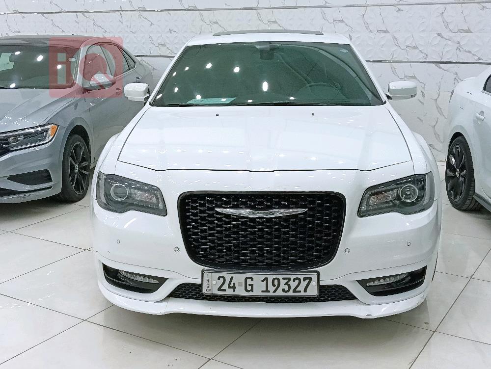 كرايسلر 300